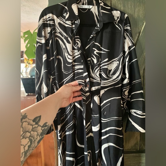 Zara Black & White Silky Dress - Picture 13 of 15